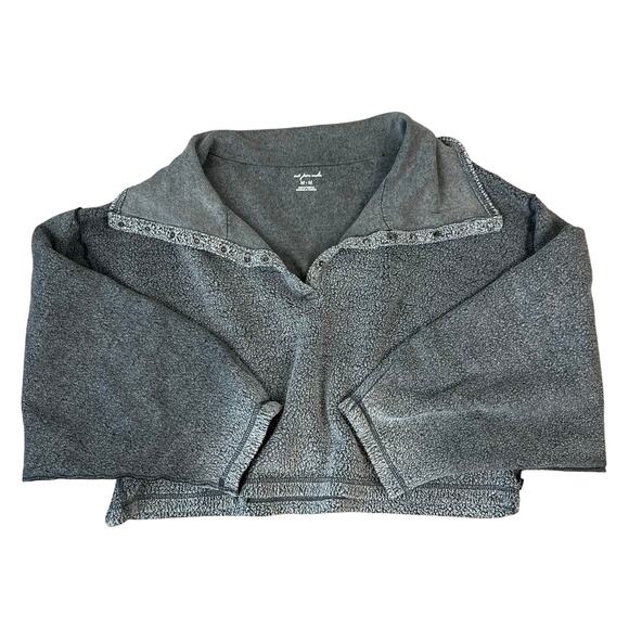 Out From Under Dark Gray Rain Snap Front Cropped Henley Top (Sz M) - Picture 1 of 11